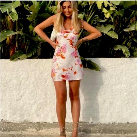 NEW ZARA The Safia Dress - Picture 3 of 5